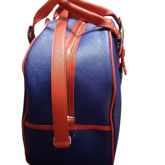 Von Dutch Original Red and Blue Rhinestones DuffleBag, NWT Hard To Find! - Picture 9 of 12